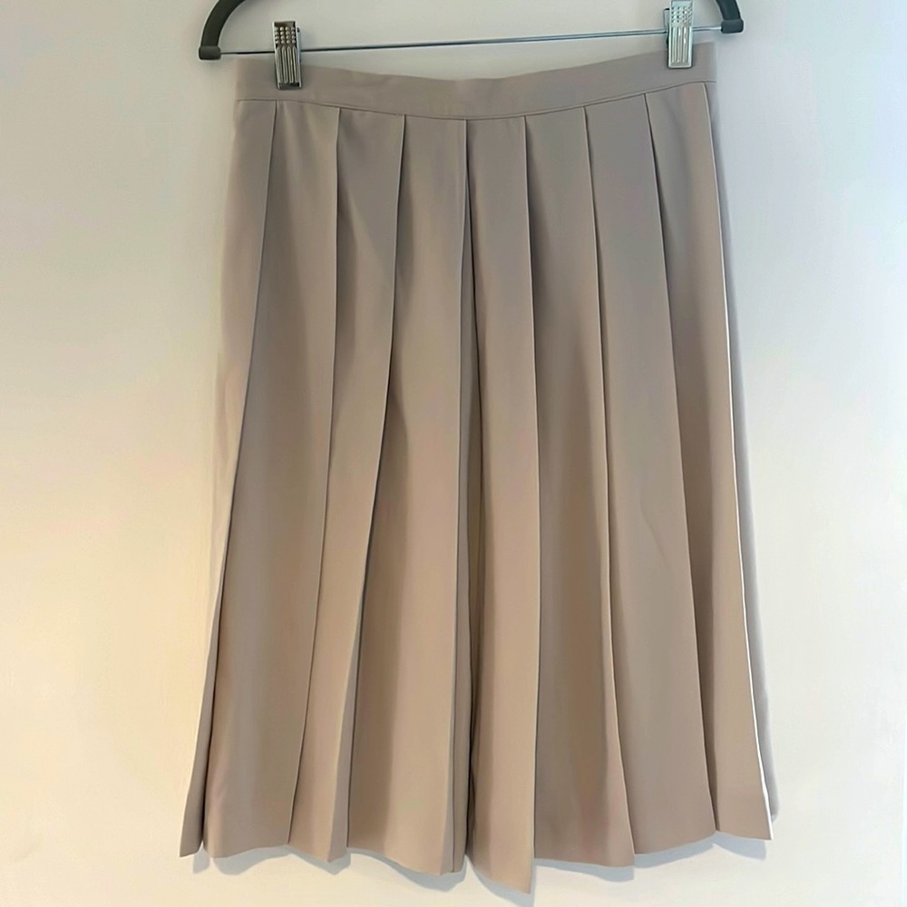COPY - H&M cream pleated knee length skirt